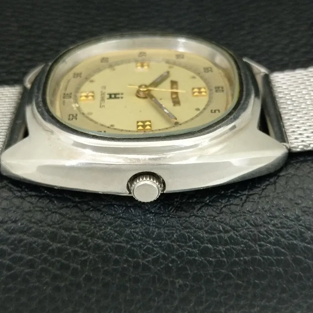 Vintage 1976 Allwyn Manual Mens Silver Watch W/Steel Strap & Gold accents